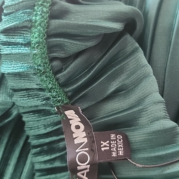 Fashion Nova velvet jumpsuit - Picture 7 of 8